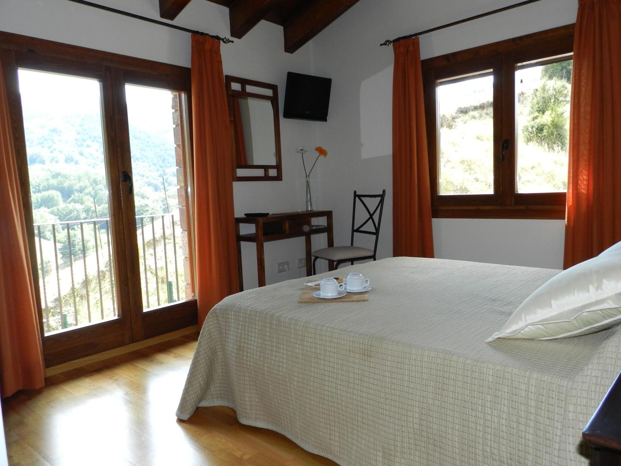 Apartaments El Tossalet Bonansa Bagian luar foto