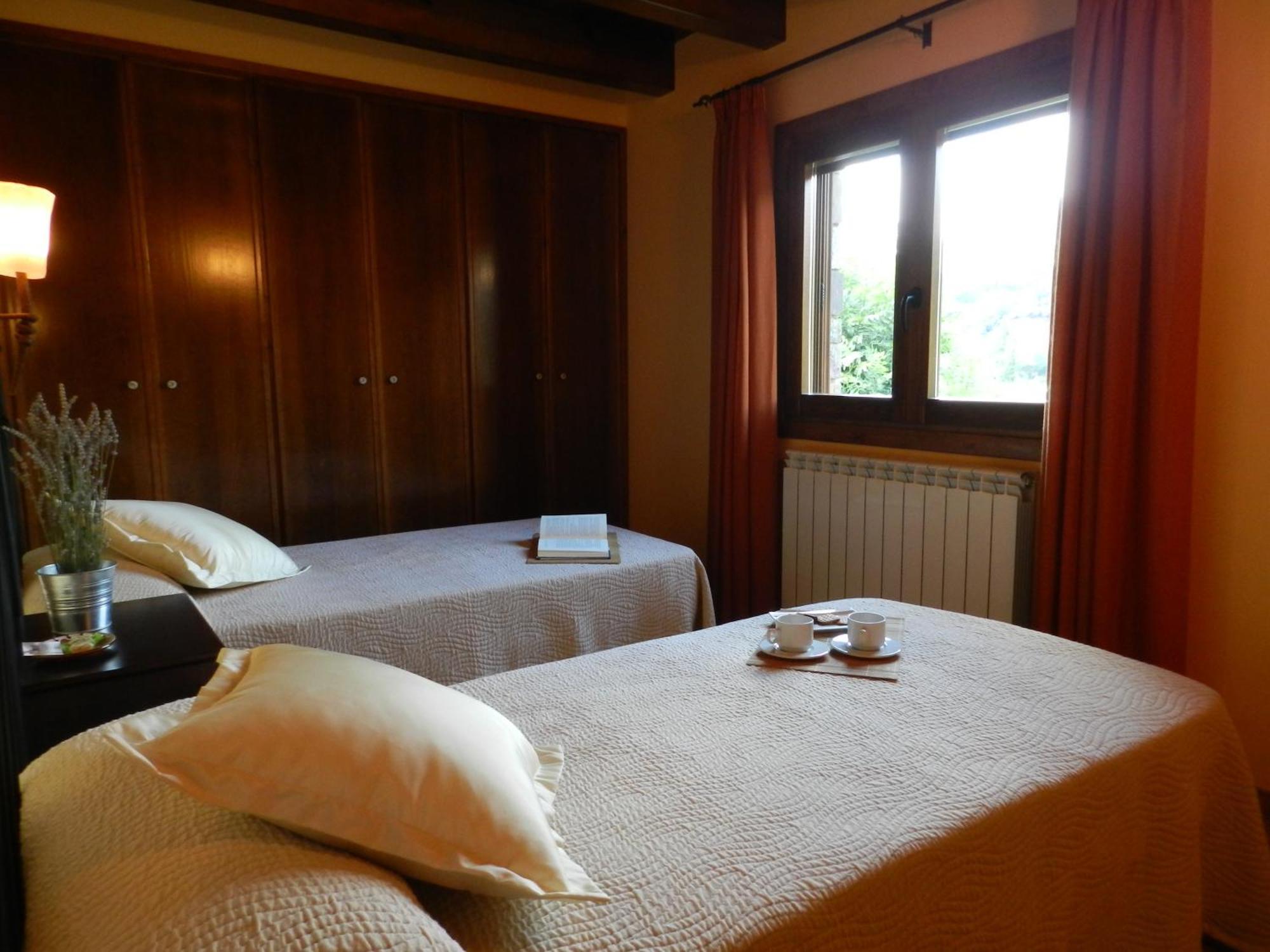 Apartaments El Tossalet Bonansa Bagian luar foto