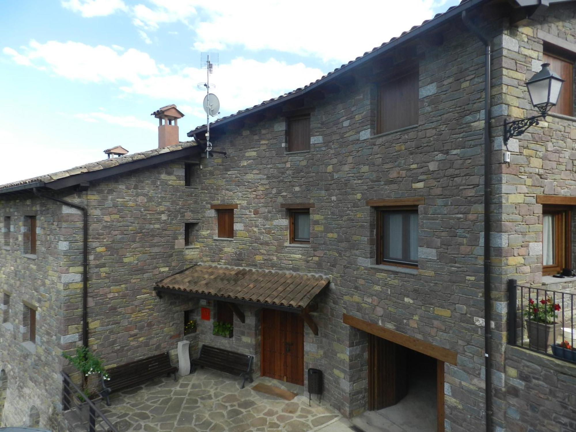 Apartaments El Tossalet Bonansa Bagian luar foto